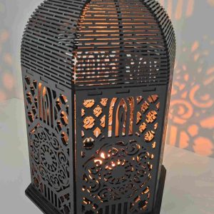 Lanterne dome a motif arabesque
